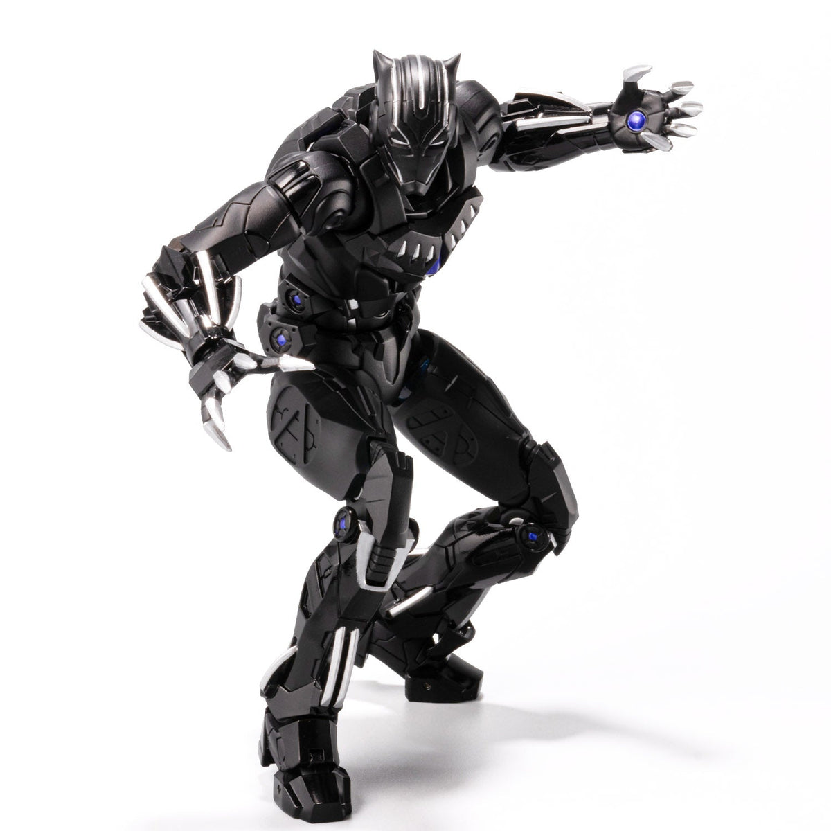 Fighting Armor Black Panther
