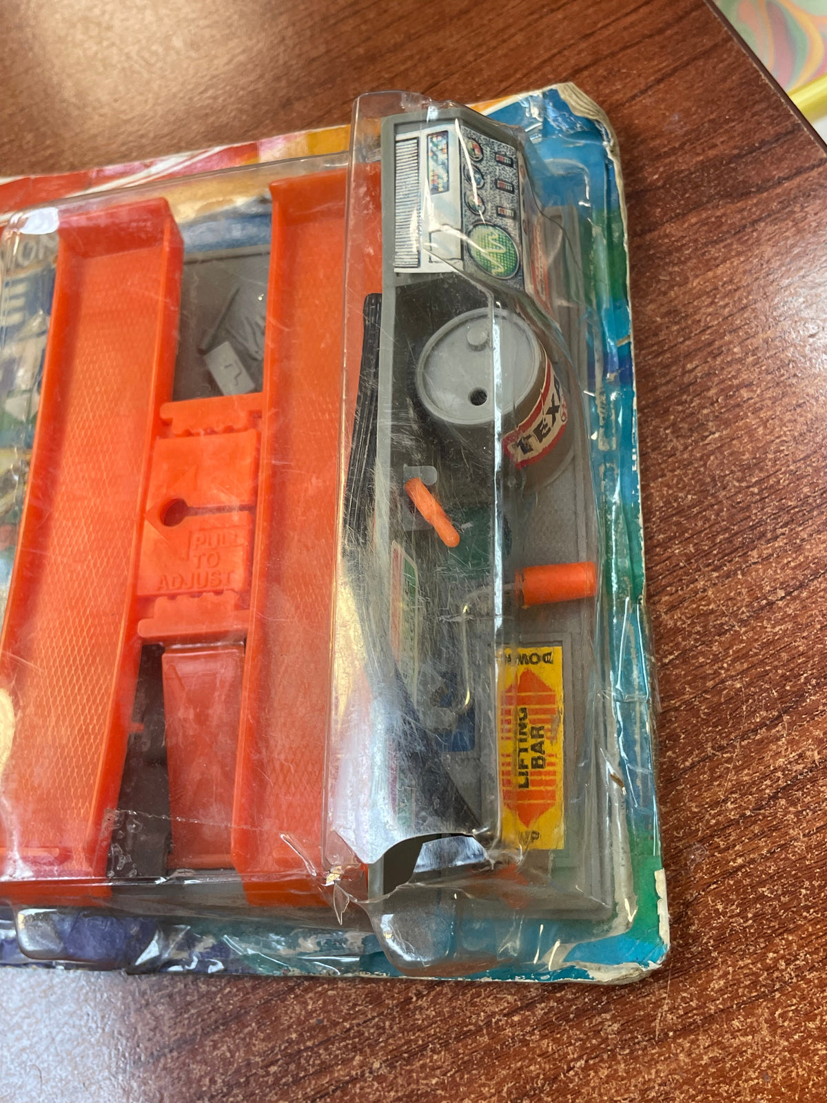 Auto Action Service Lift toy (Vintage Buddy L) SEALED