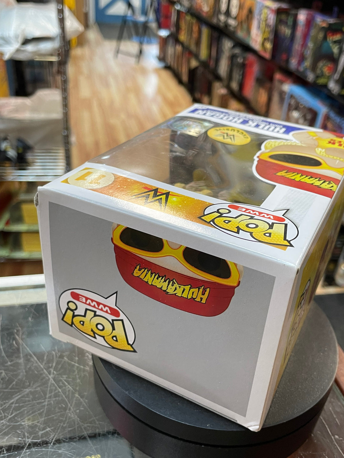 Hulk Hogan #11 (Funko Pop, WWE) SHOP EXCLUSIVE
