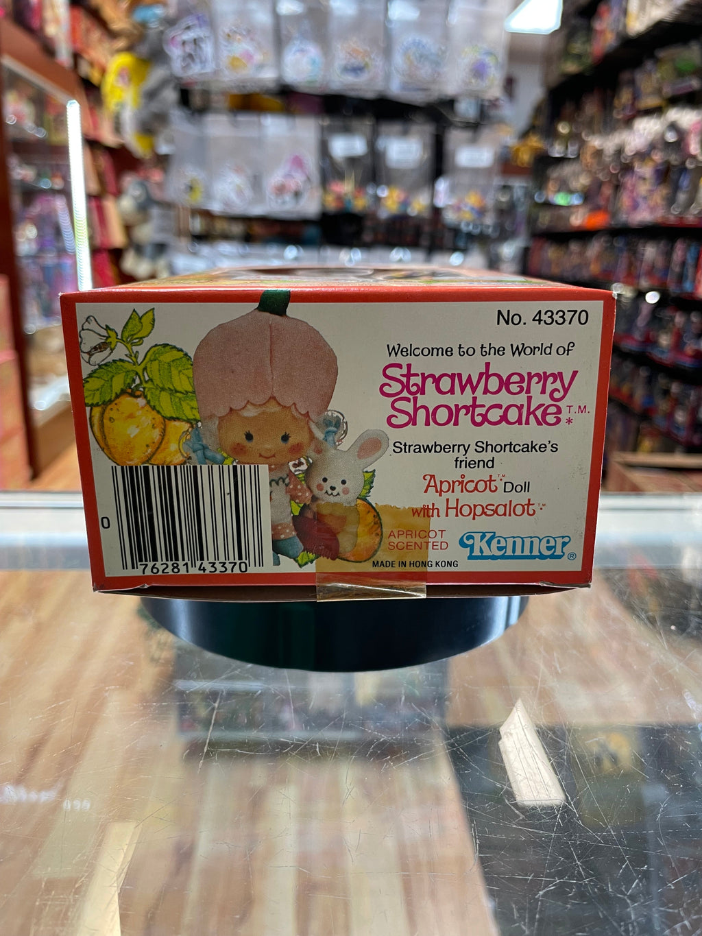 Apricot with Hopsalot Doll (Vintage Strawberry Shortcake, Kenner) **SEALED**