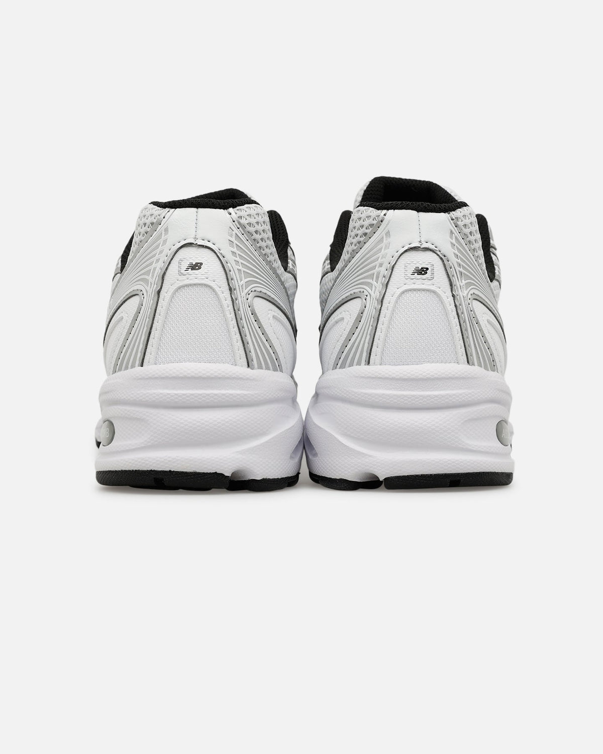 New Balance 740 Silver/Black