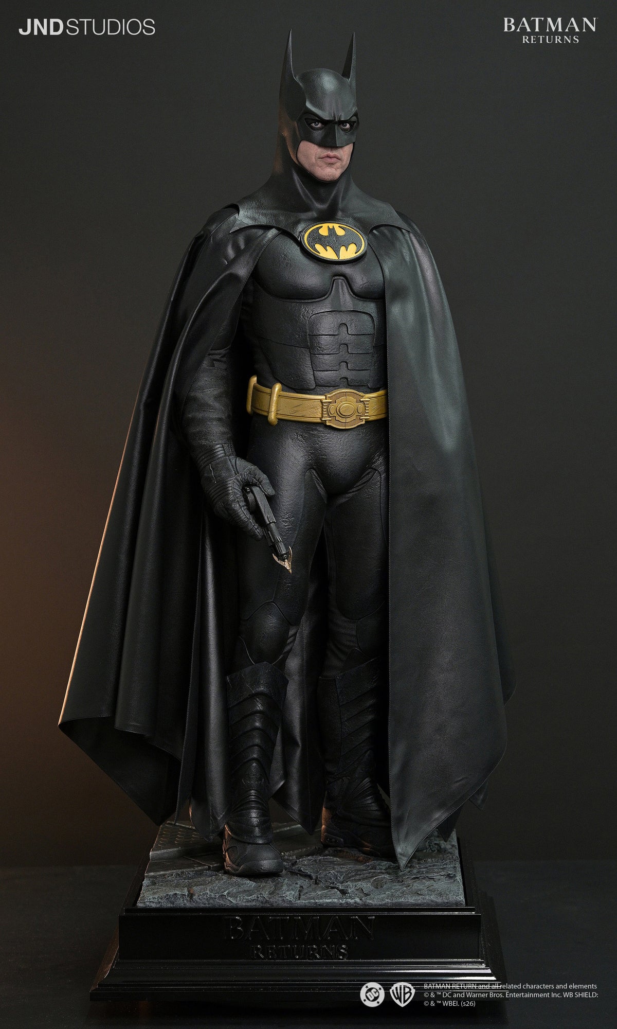 DC Batman Returns (1992): Batman 1/3 Scale