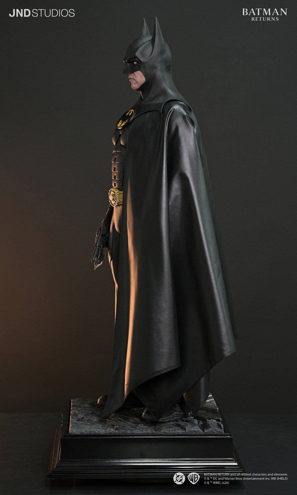 DC Batman Returns (1992): Batman 1/3 Scale