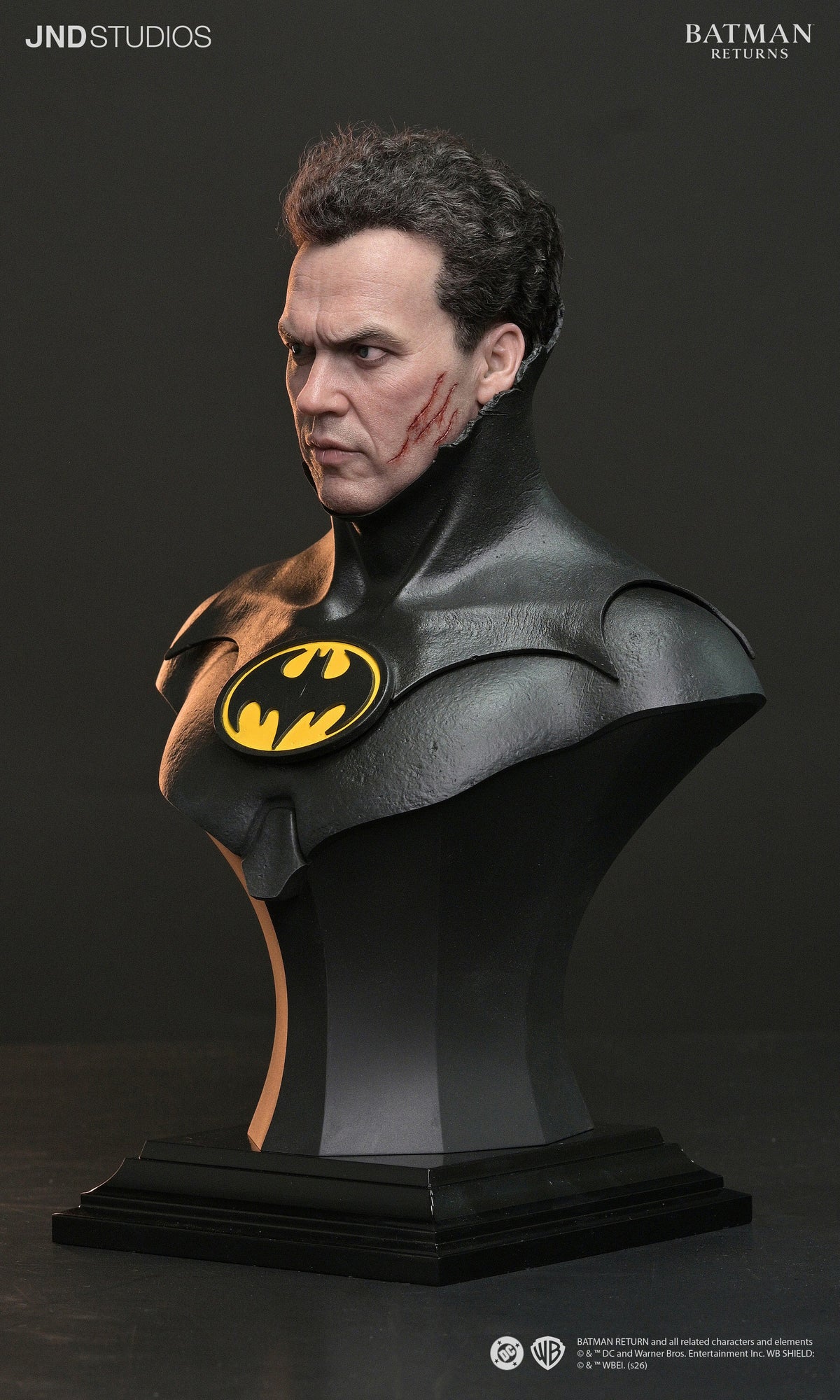 DC Batman Returns (1992): Batman with Bust 1/3 Scale