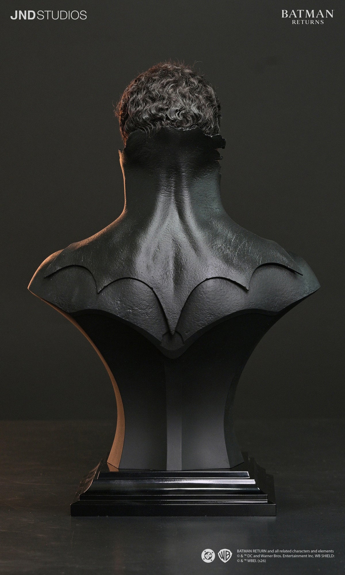 DC Batman Returns (1992): Batman with Bust 1/3 Scale