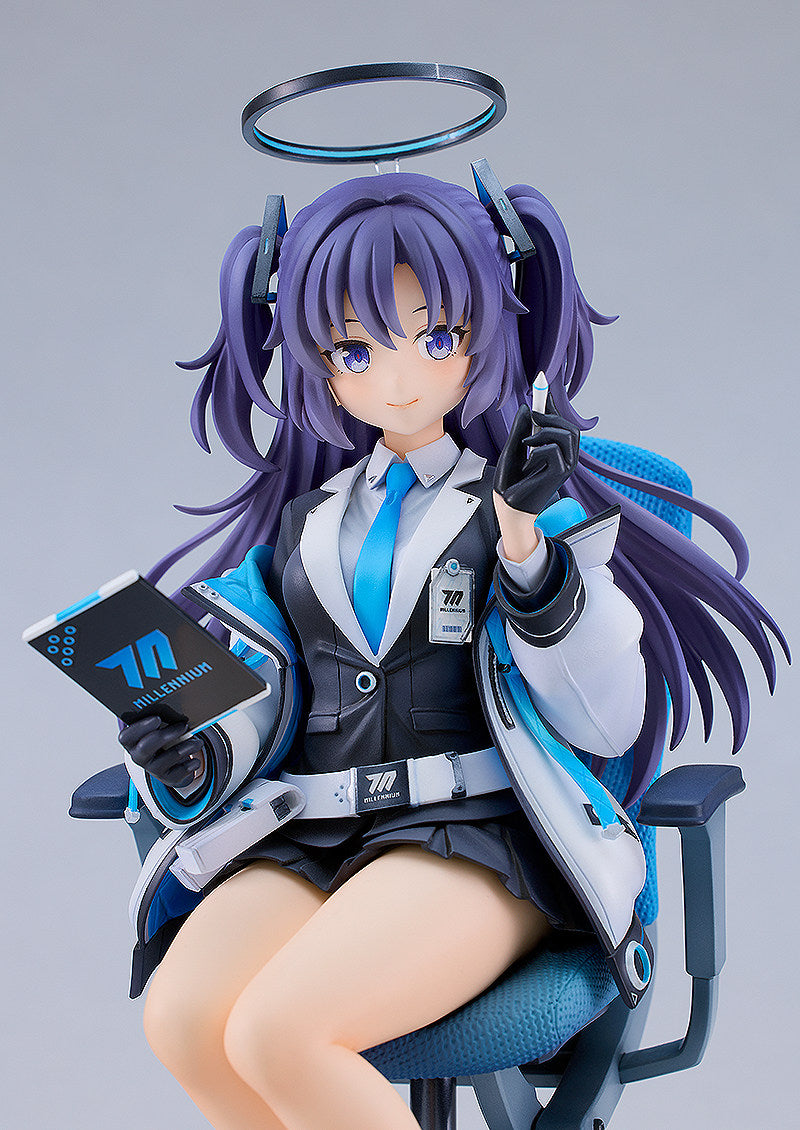 (GSC) Blue Archives Hayase Yuka - The Accountant's Daily Life Scale Figure