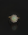 14k Gold Ring w/ Opal & Diamond / size: 8
