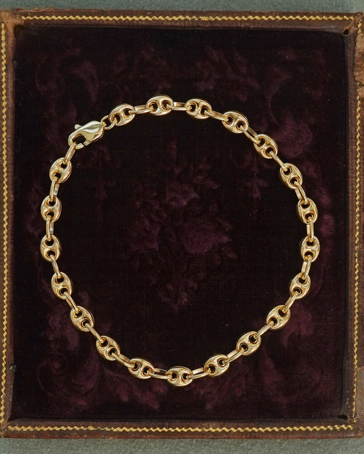 14k Gold Anchor Chain Bracelet