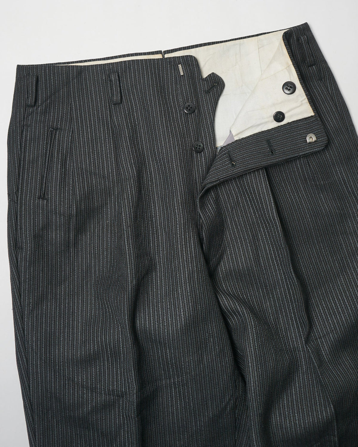 1950’s Tucked Wool Trousers / Size: 30