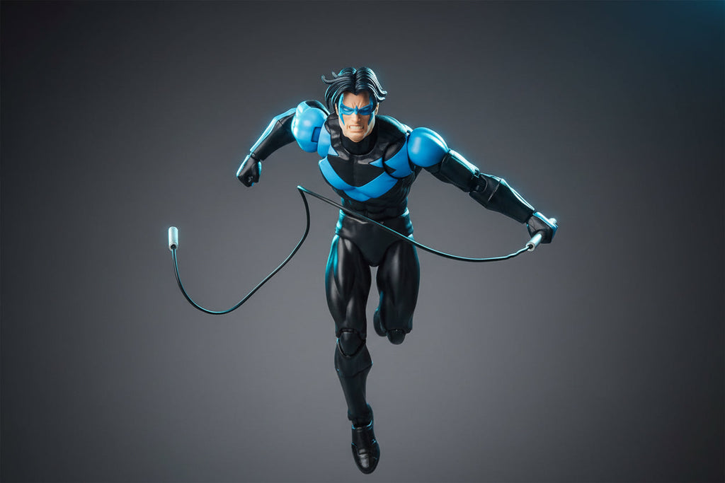 (Restock arriving soon!) MAFEX No.175 Batman Hush Ver. Nightwing by Medicom