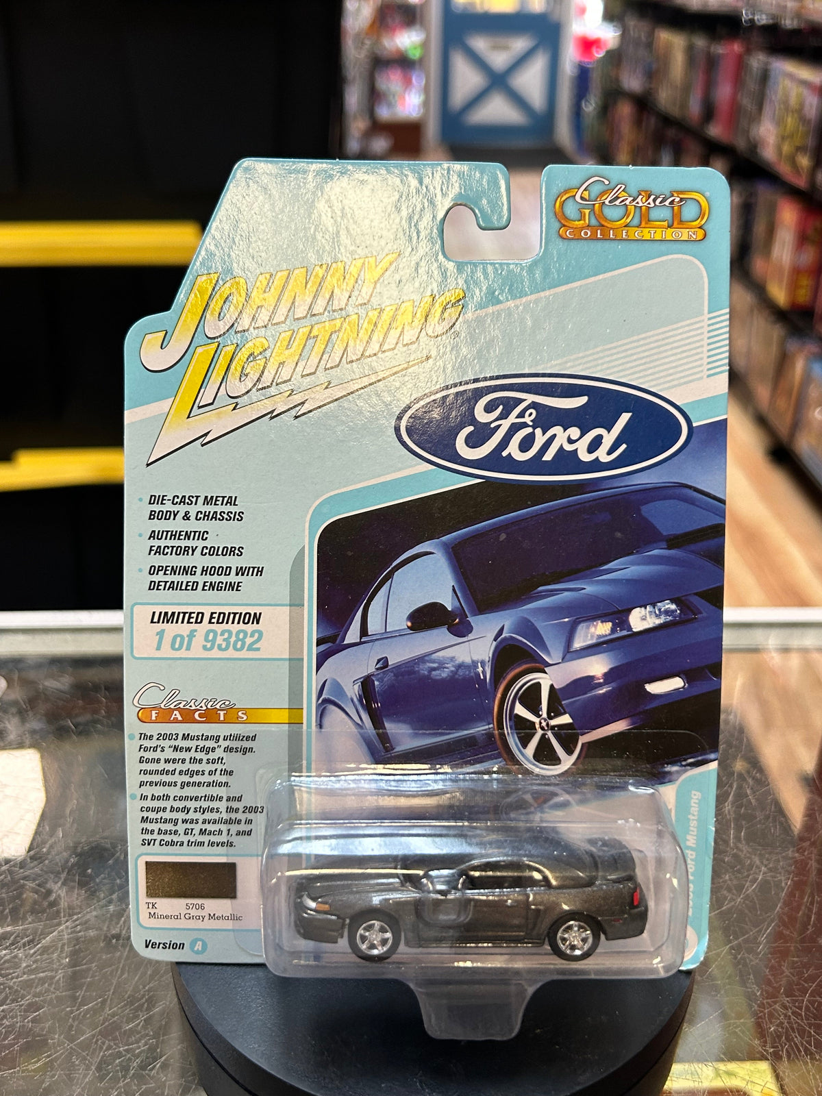 2003 Ford Mustang Grey (Johnny Lightning, Classic Gold Collection) SEALED
