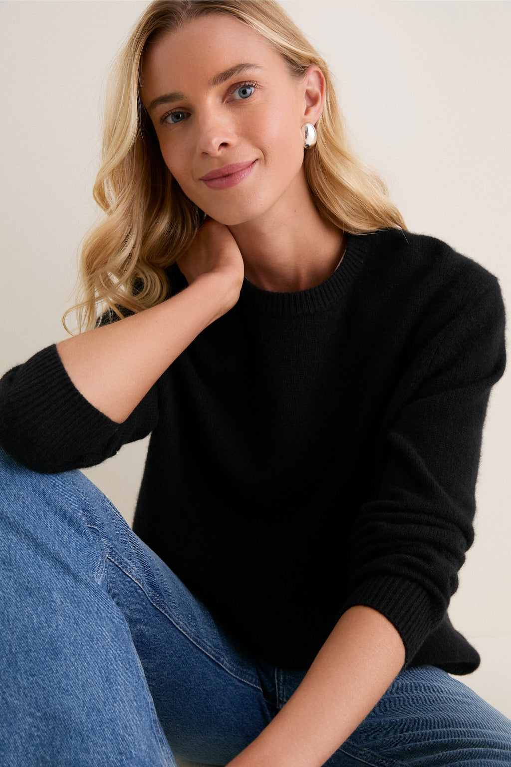 Black Cashmere Boyfriend Bodie Crewneck