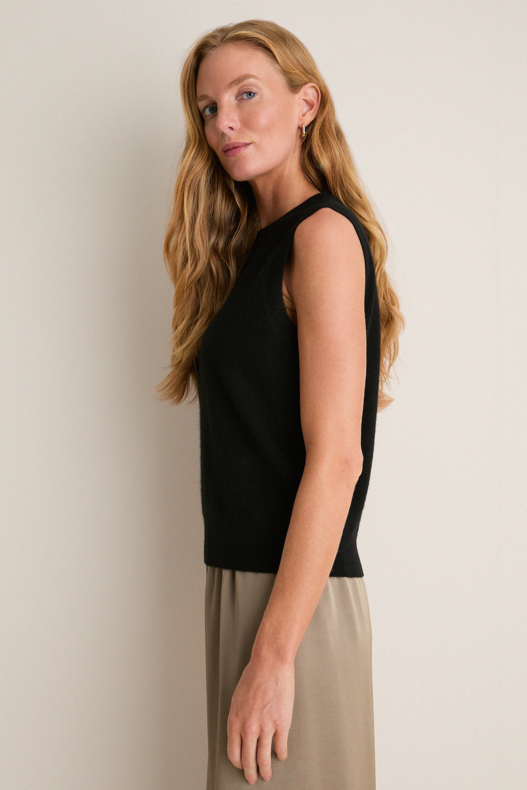 Black Cashmere Sleeveless Ava Shell