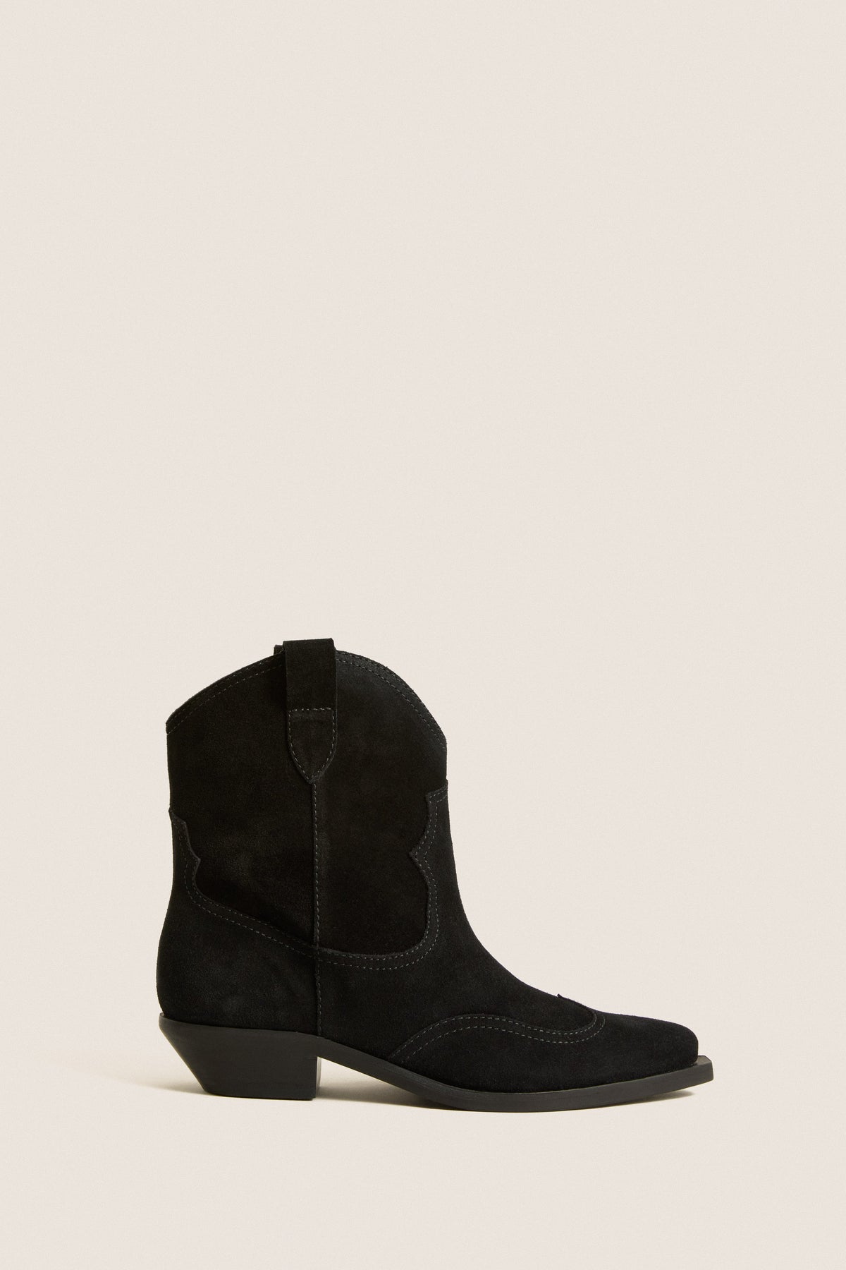 Black Nash Boots