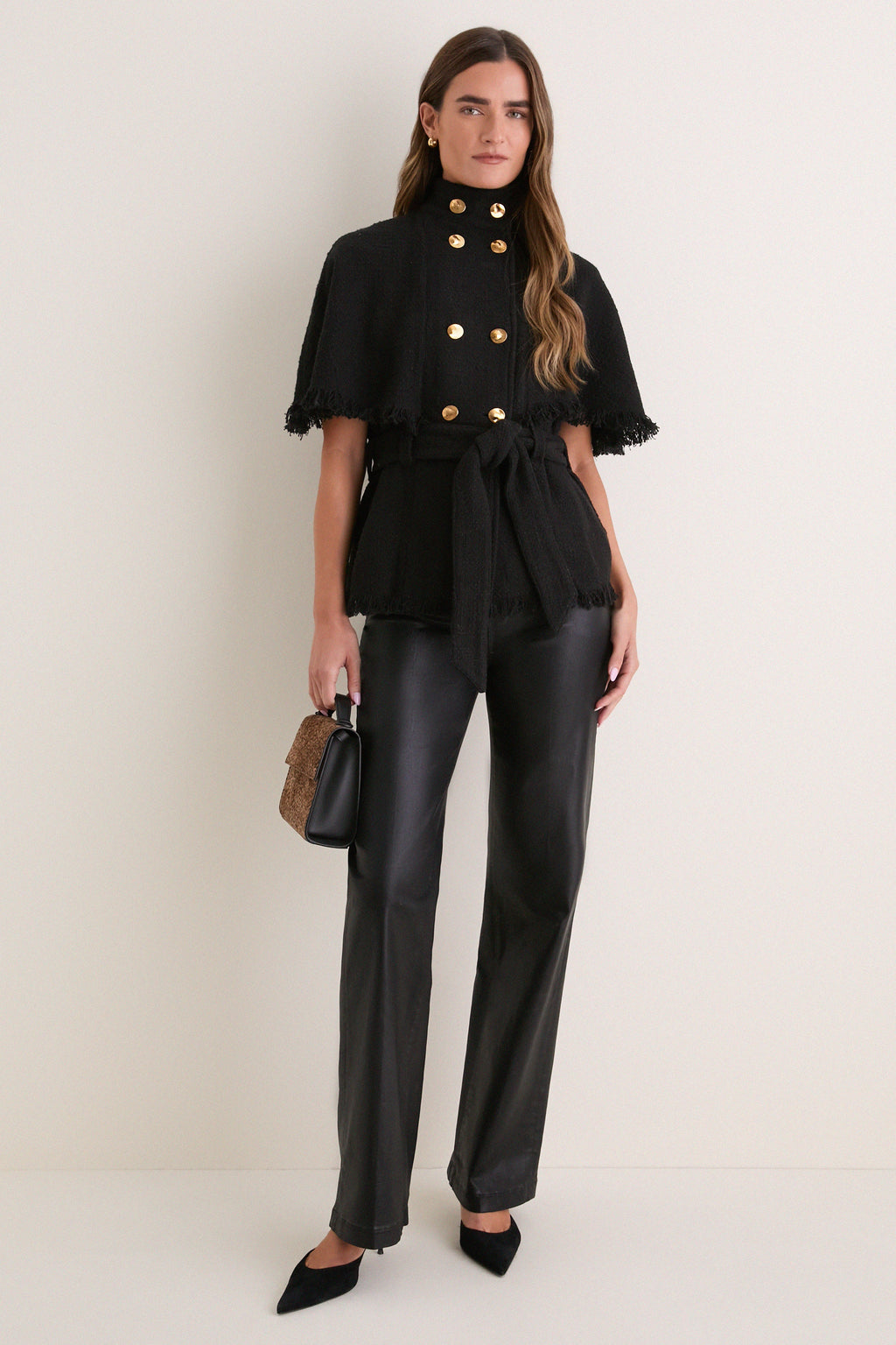 Black Brio Cape