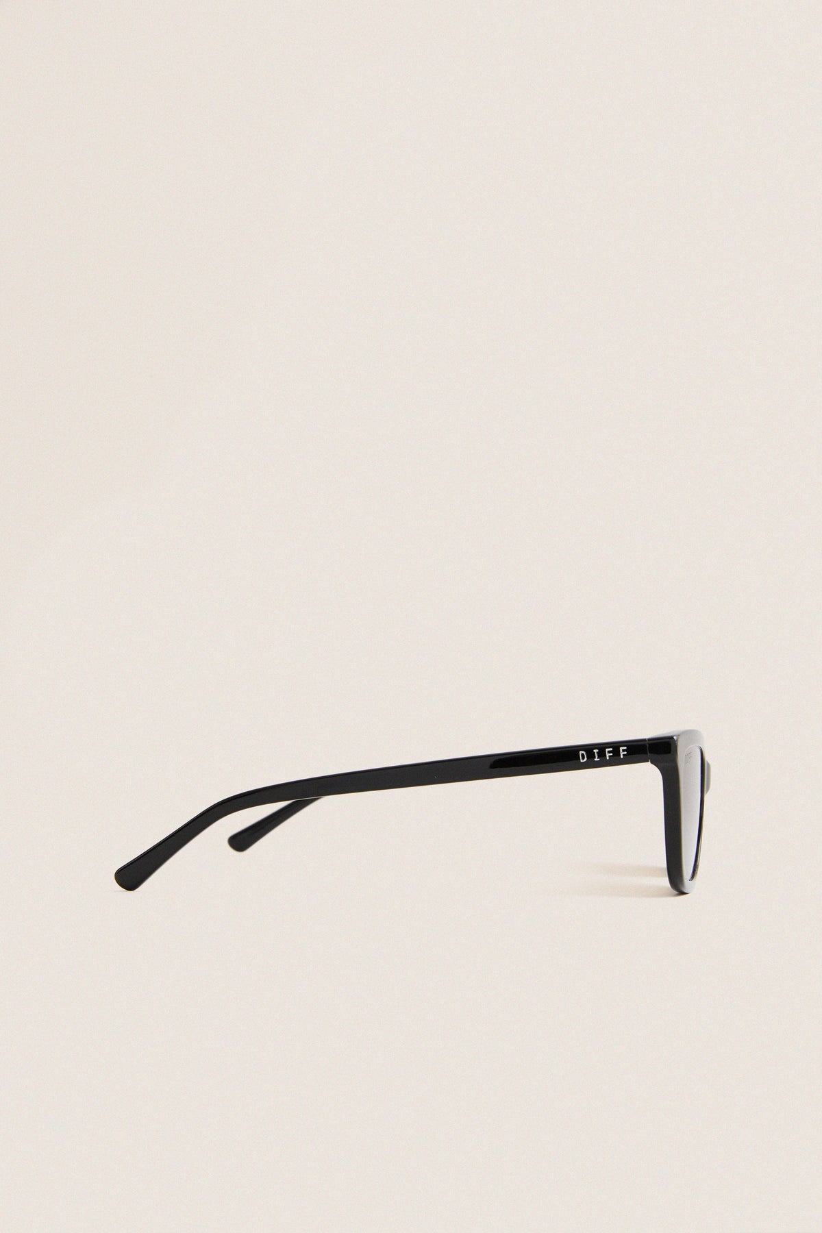 Black Polarized Hannah Sunglasses
