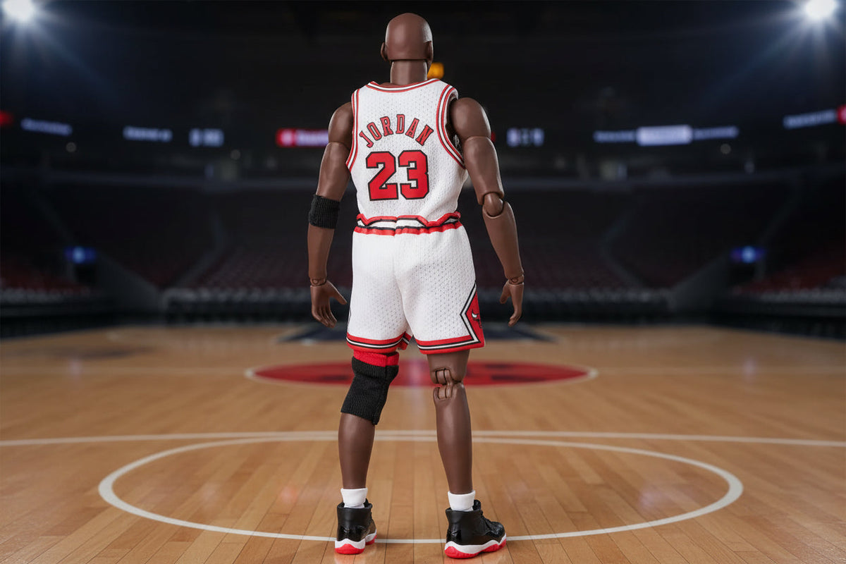 MAFEX No. 255 Michael Jordan (Chicago Bulls Home) by Medicom