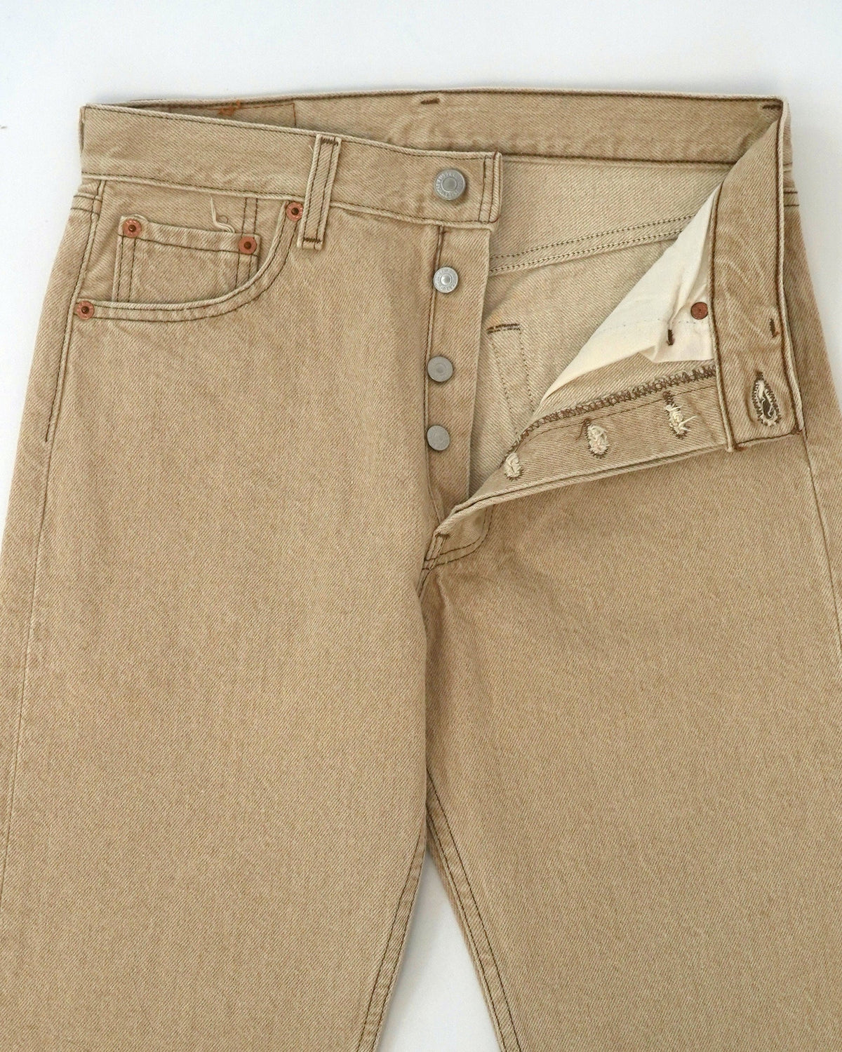 501 Straight Fit Beige Denim Pants / size: 29