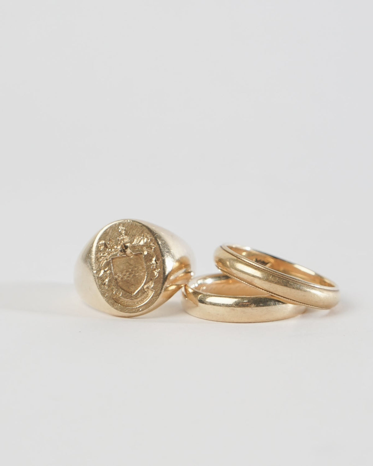 14k Gold Seal Ring / size: 9.5