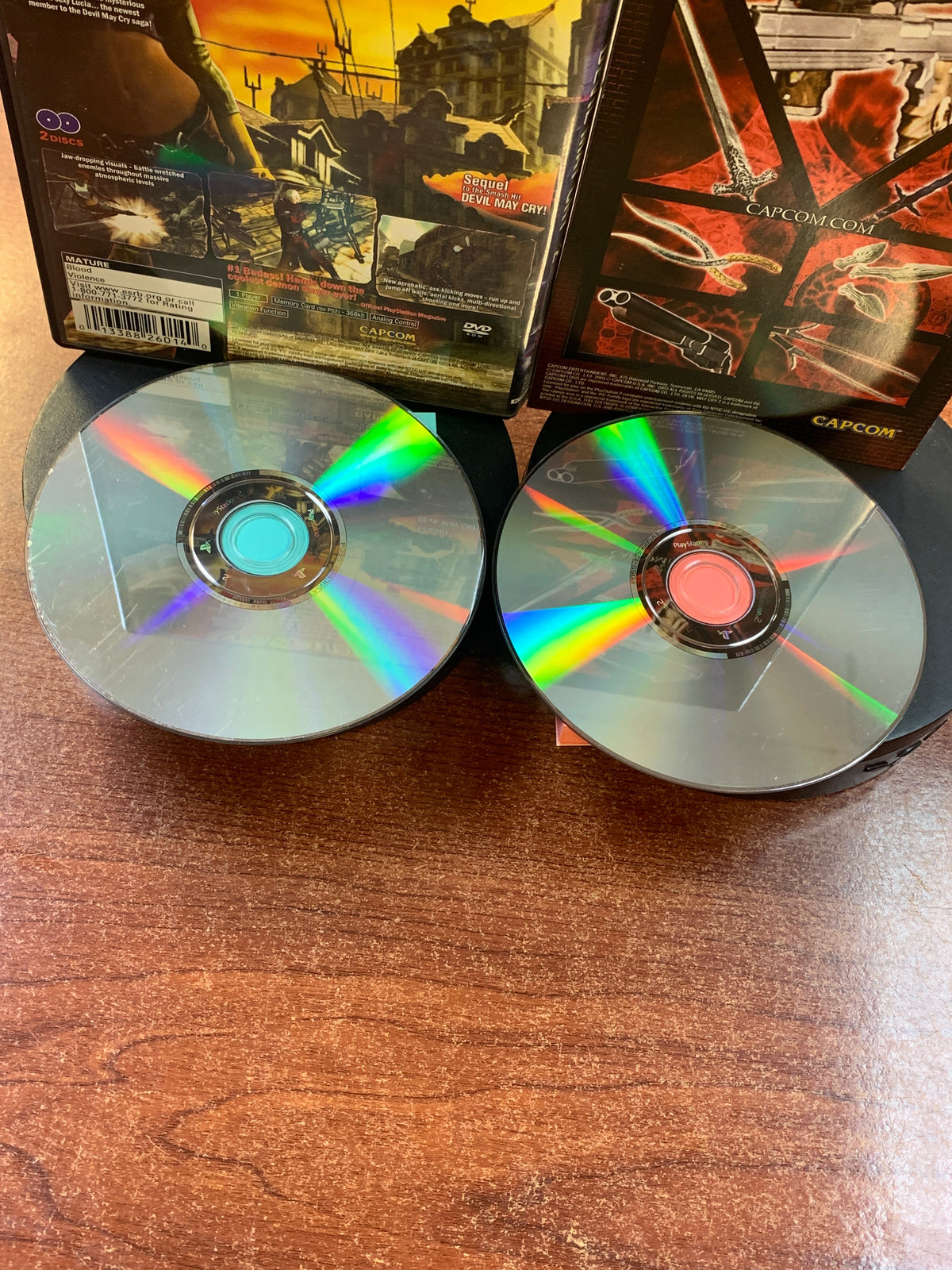 Devil May Cry 2 0394 (PS2 Sony Playstation, Video Game) **TESTED**