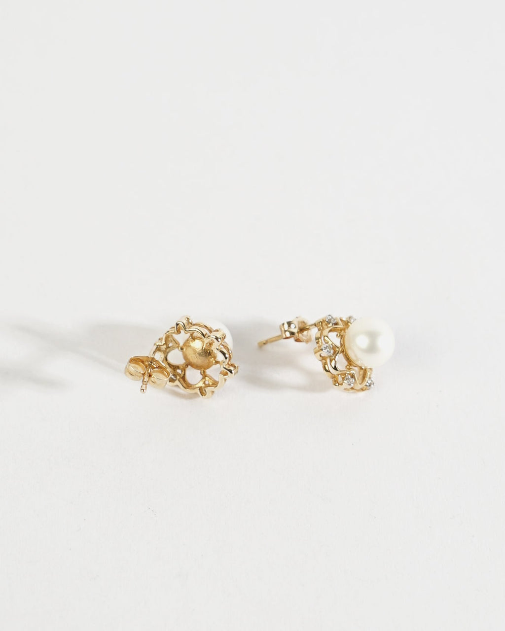 14k Gold x Pearl / Diamonds Earring