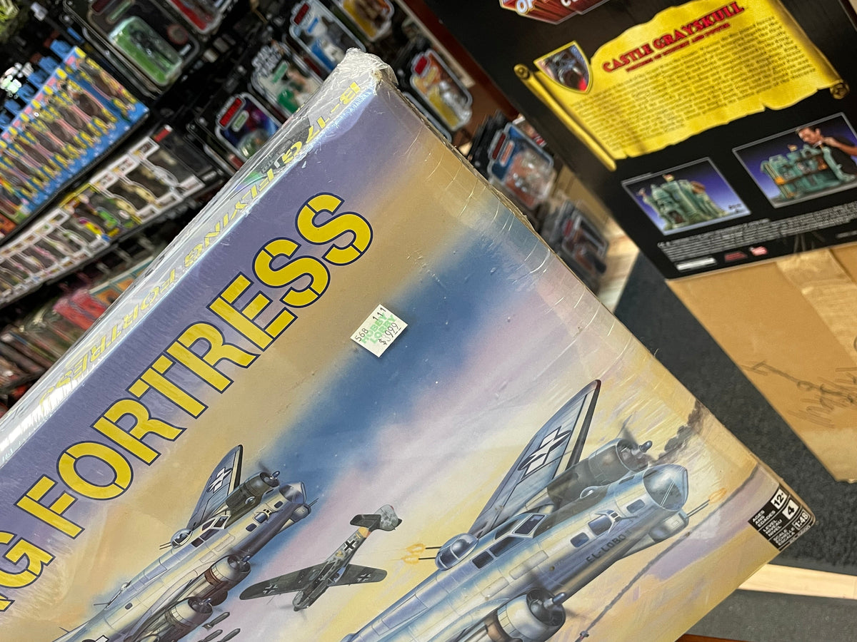 B-17G Flying Fortress 1:48 #85-5600 (Revell Monogram, Model Kit) SEALED