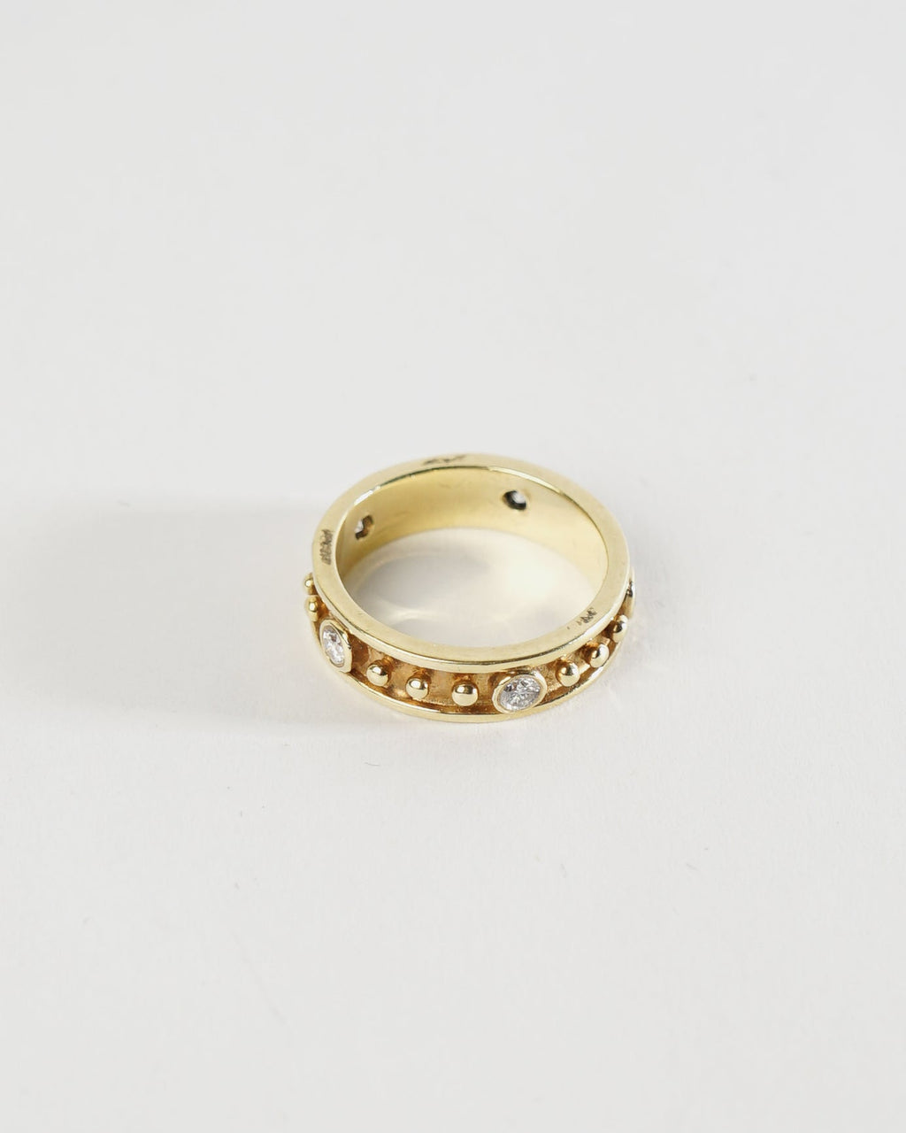 14k Gold Ring w/ Diamonds / size: 8