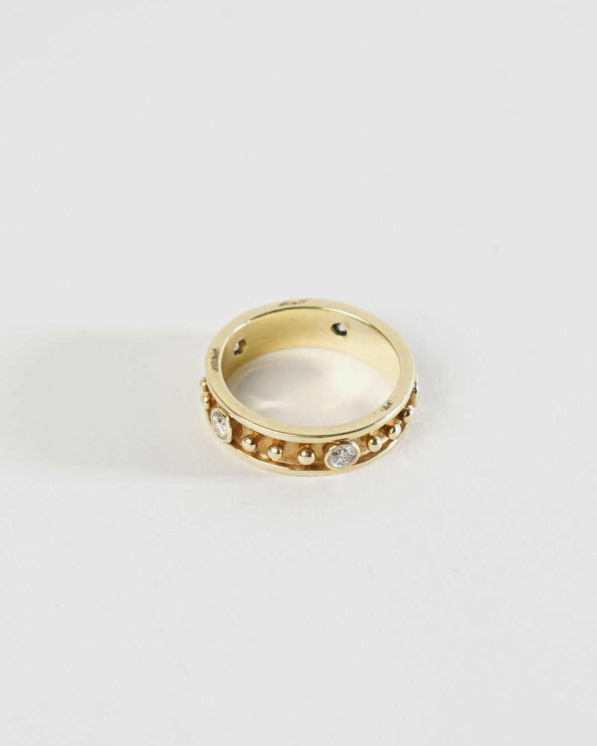 14k Gold Ring w/ Diamonds / size: 8