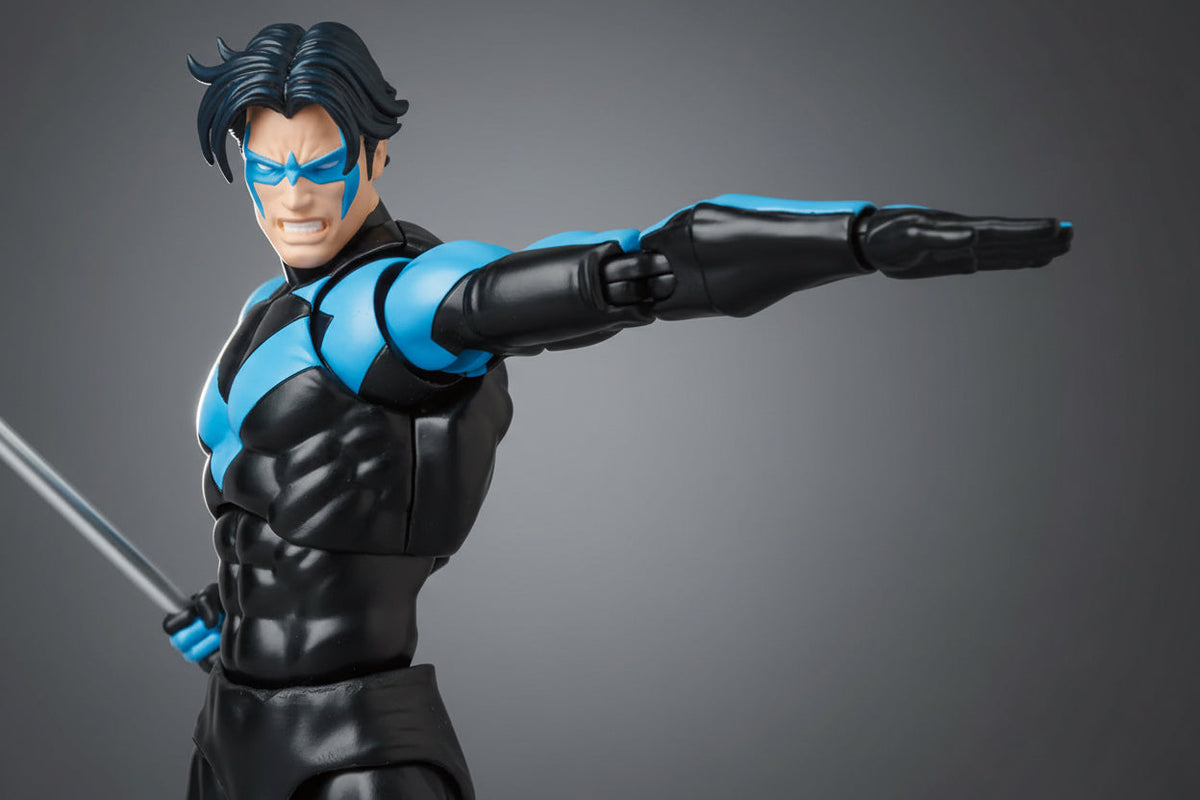 (Restock arriving soon!) MAFEX No.175 Batman Hush Ver. Nightwing by Medicom