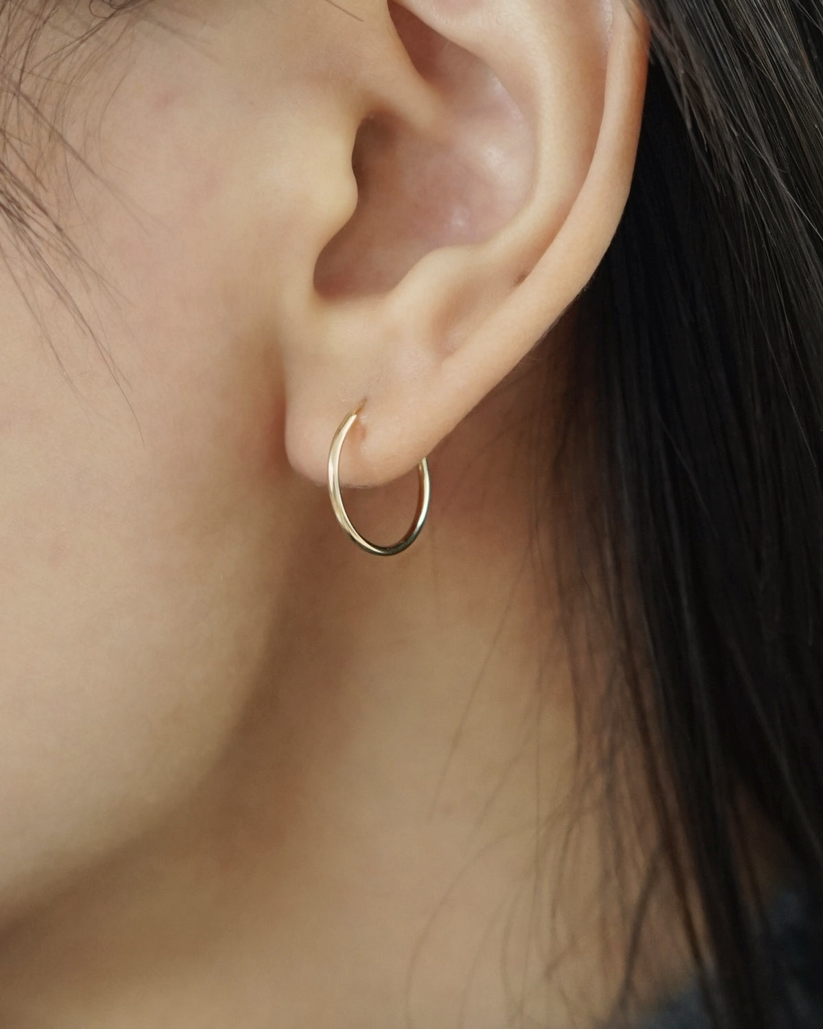 14k Gold Hoop Earring (Single)