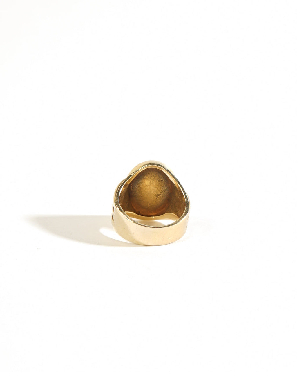 14k Gold Signet Ring / Size: 7