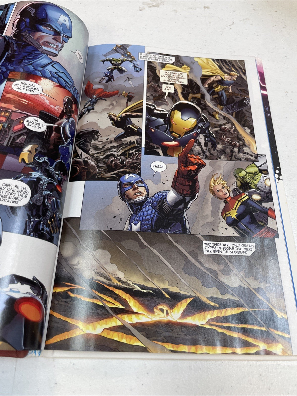 Avengers The Last White Event #2 Hard Cover (Marvel, Comic Books)