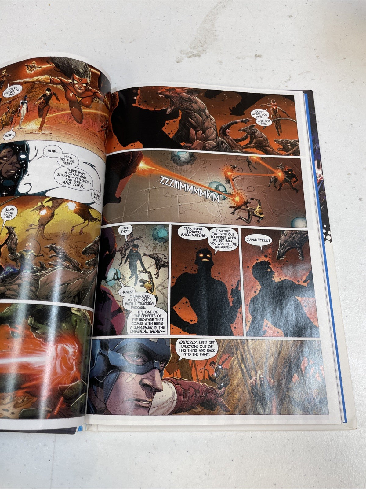 Avengers Avengers World 1# Hard Cover (Marvel, Comic Books)