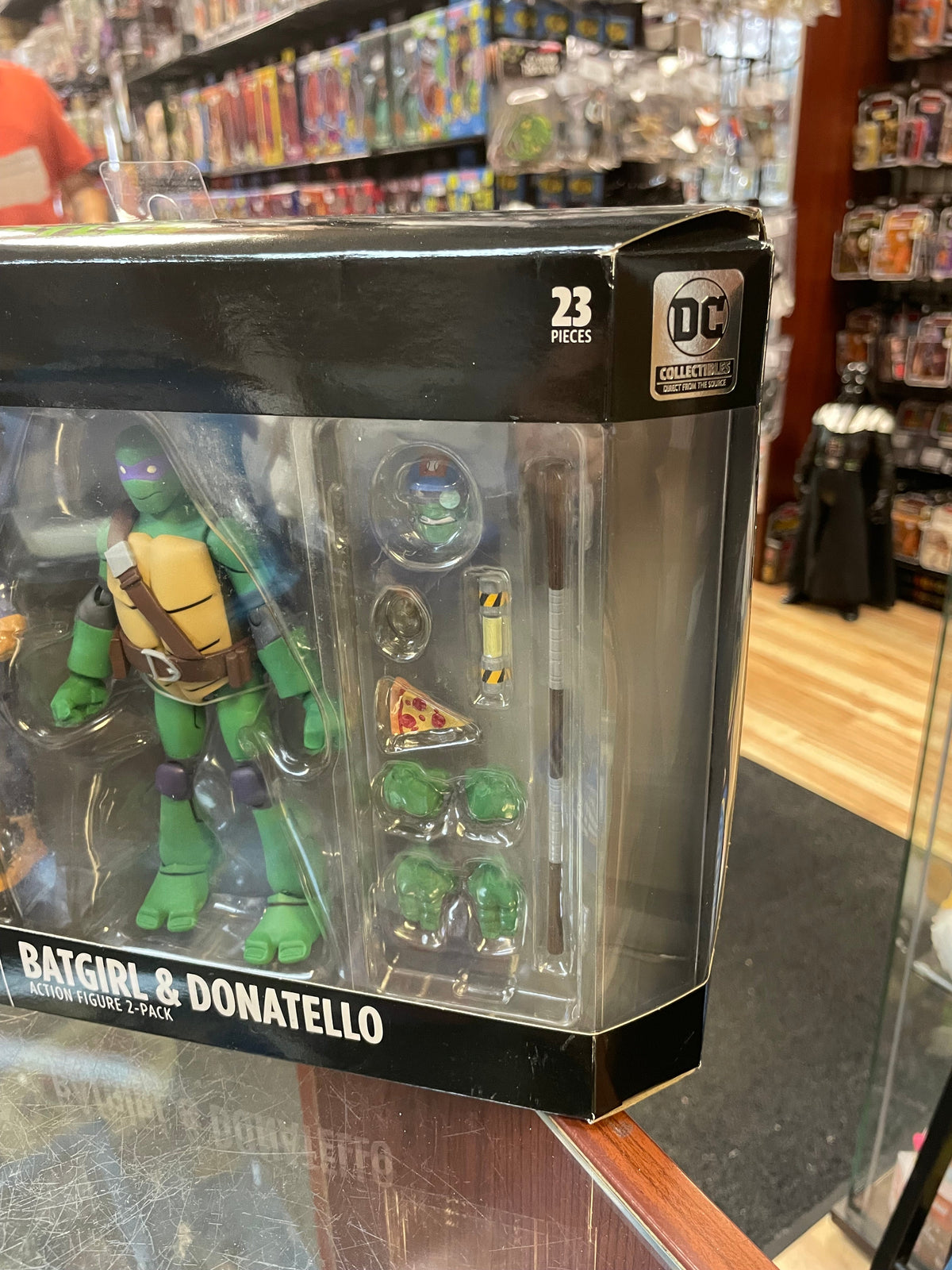 Batgirl & Donatello 2 Pack (Batman Vs Teenage Ninja Turtles, DC Collectibles) NEW/OPEN