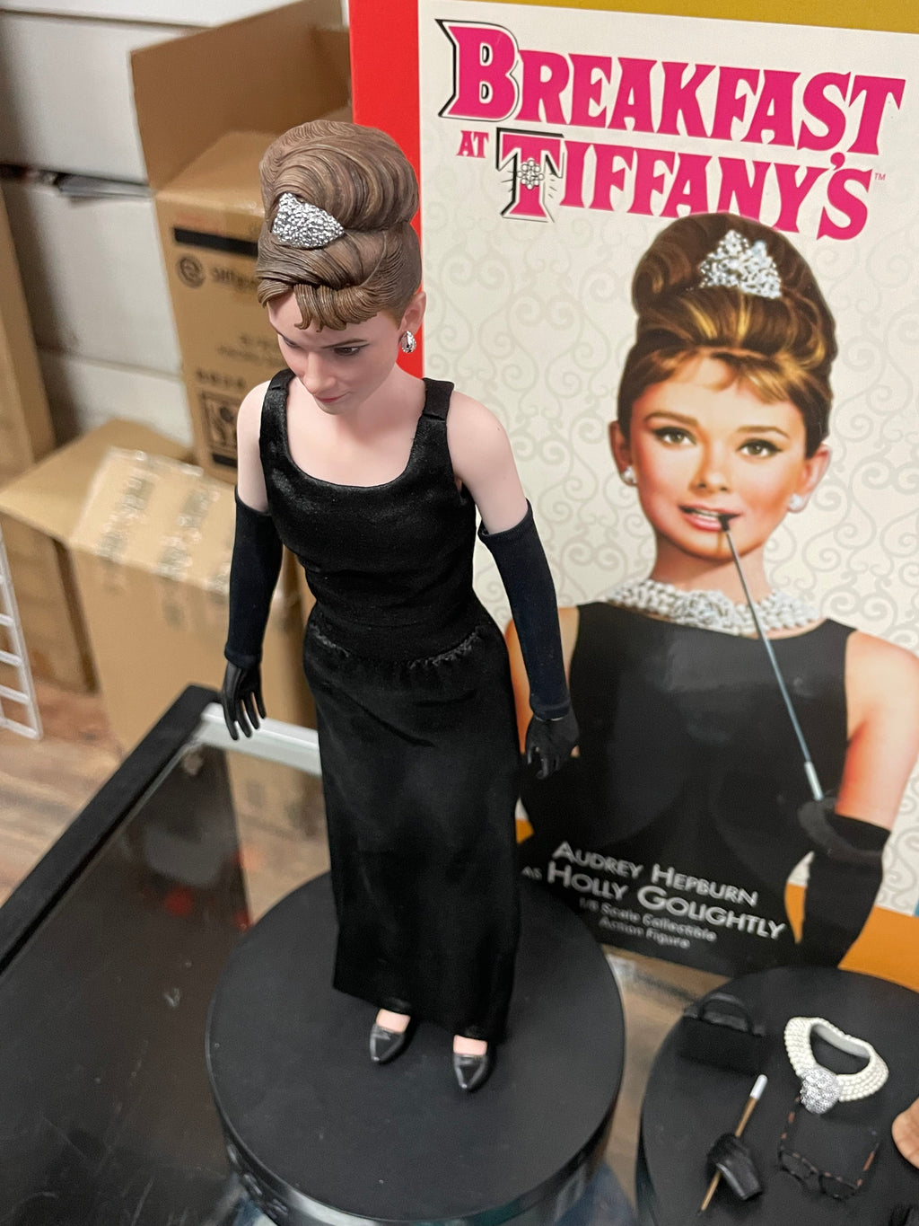 Audrey Hepburn as Holly -1/6 Scale- (Breakfast at Tiffany's, Star Ace) **COMPLETE**