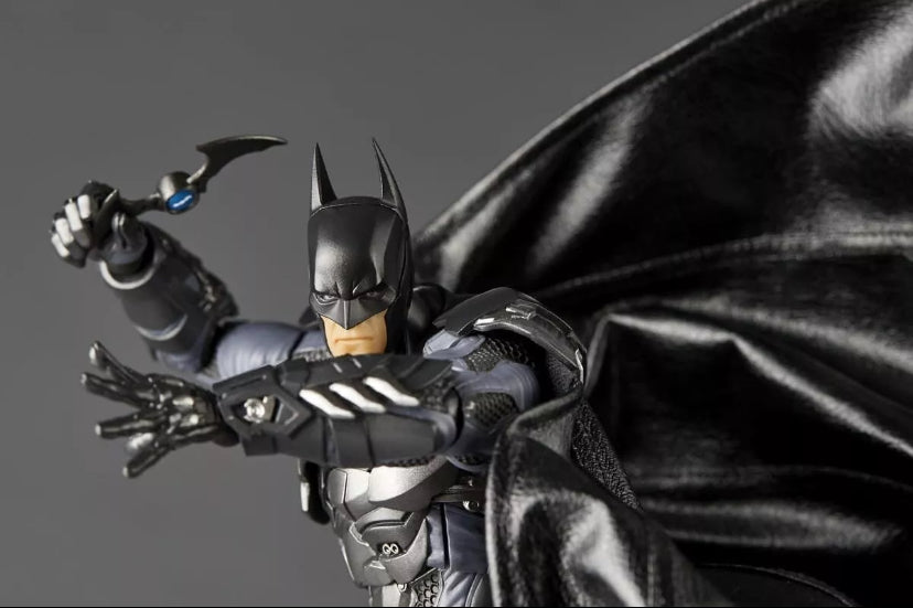Batman Arkham Knight Amazing Yamaguchi Revoltech *with BONUS FACE PLATE by Kaiyodo