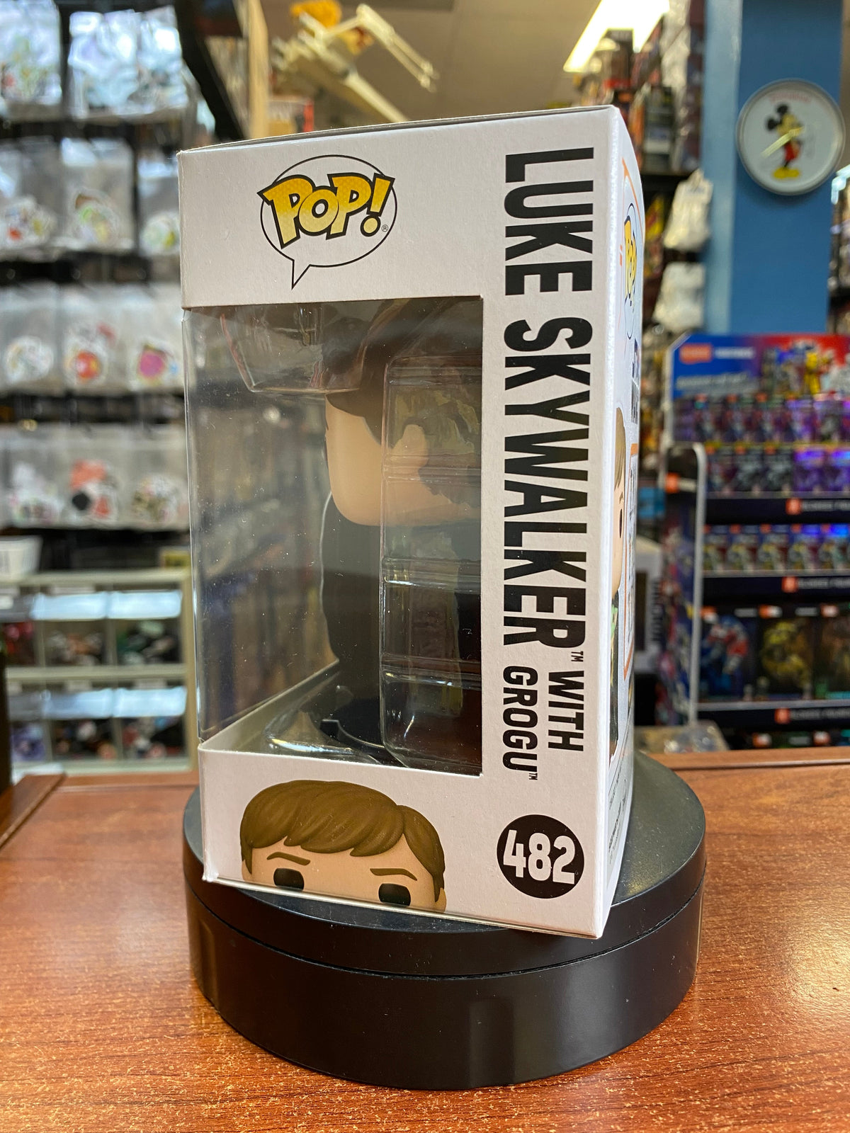 Luke Skywalker With Grogu #482 (Funko Pop, Star Wars)