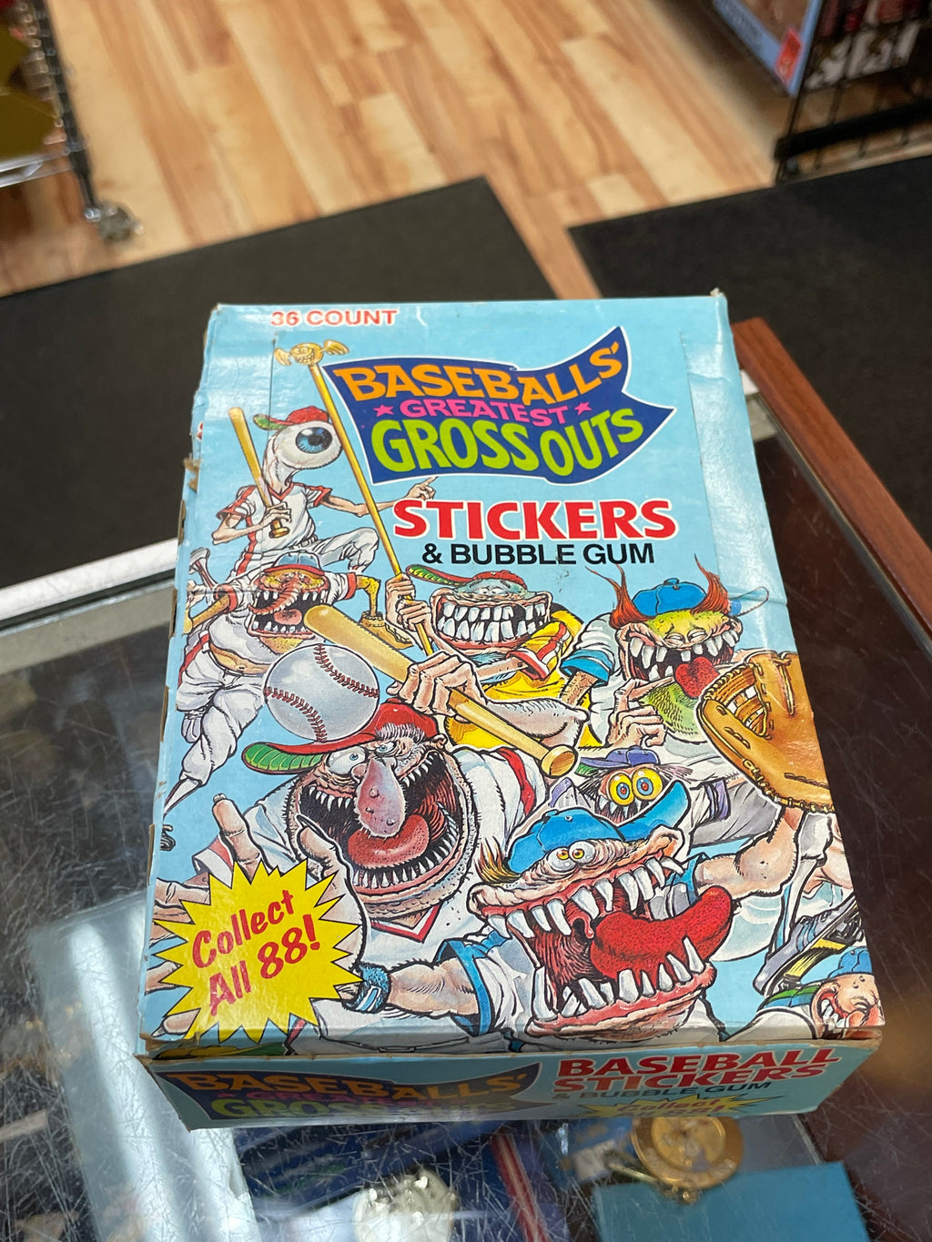 Greatest Grossouts Box of 36  (Vintage Topps Movie Card, Leaf)