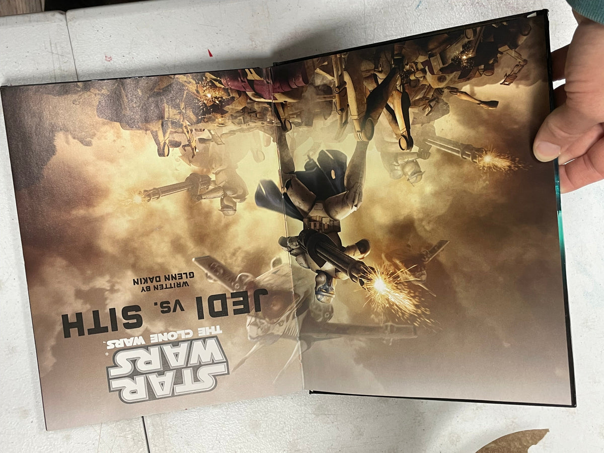 Star Wars The Clone Wars Jedi VS Sith (DK Publishing, Hardback)