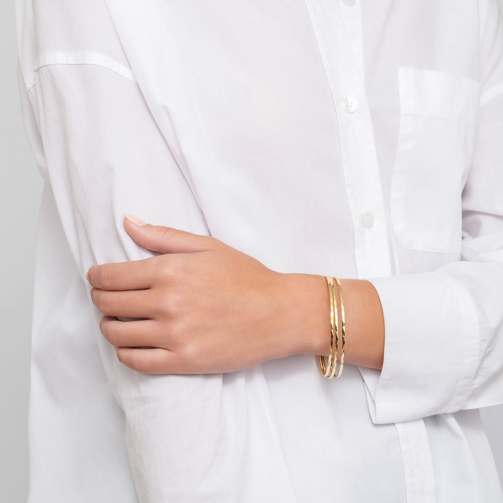 Adornia Hammered 3mm Bangle Set gold