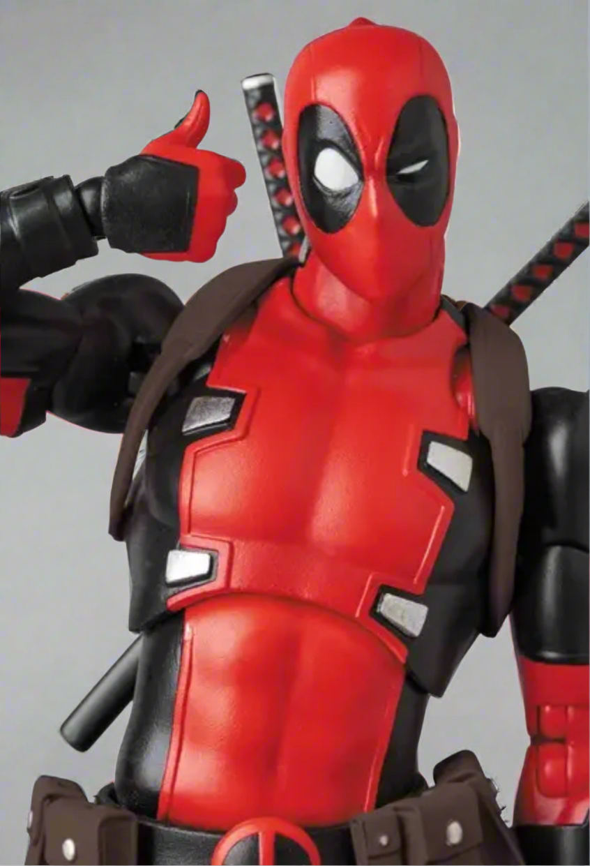 MAFEX 82 DEADPOOL GURIHIRU ART Ver. By Medicom