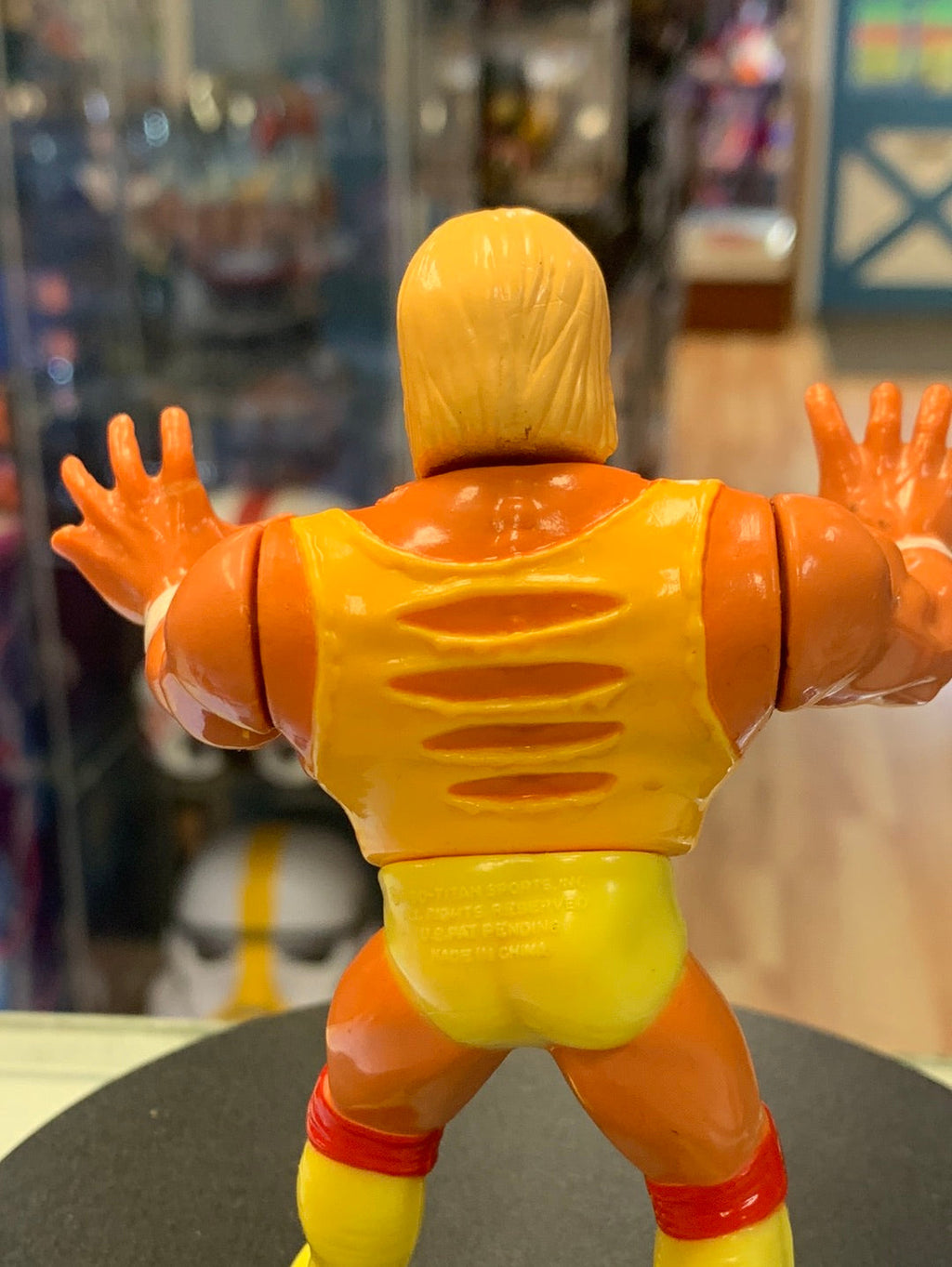 Body Slamming Hulk Hogan 0848 (Vintagw WWF WWE, Hasbro)