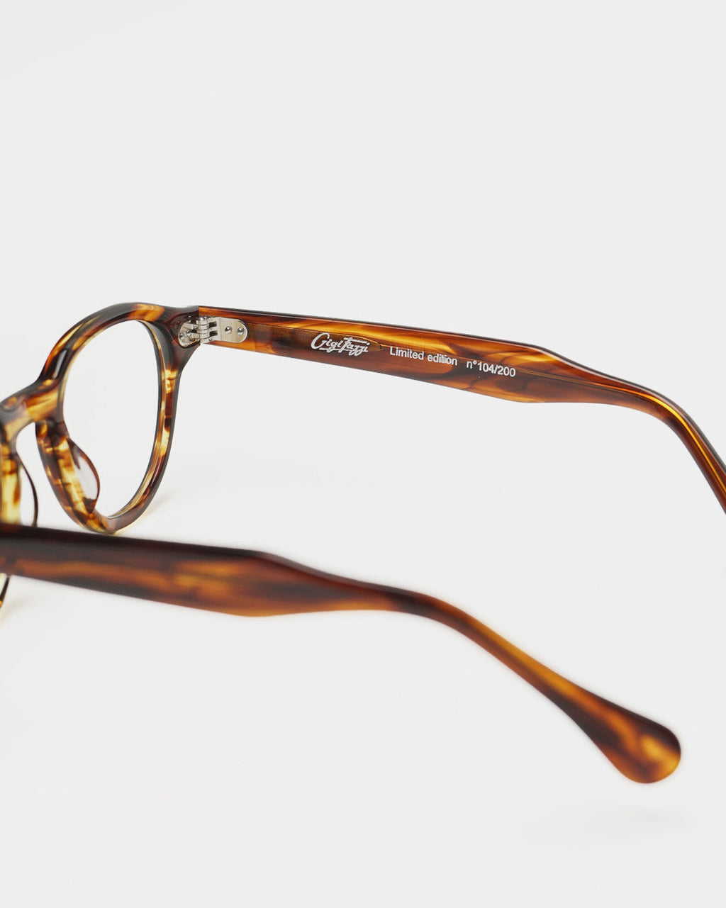 512 Eyeglasses / Light Tortoise