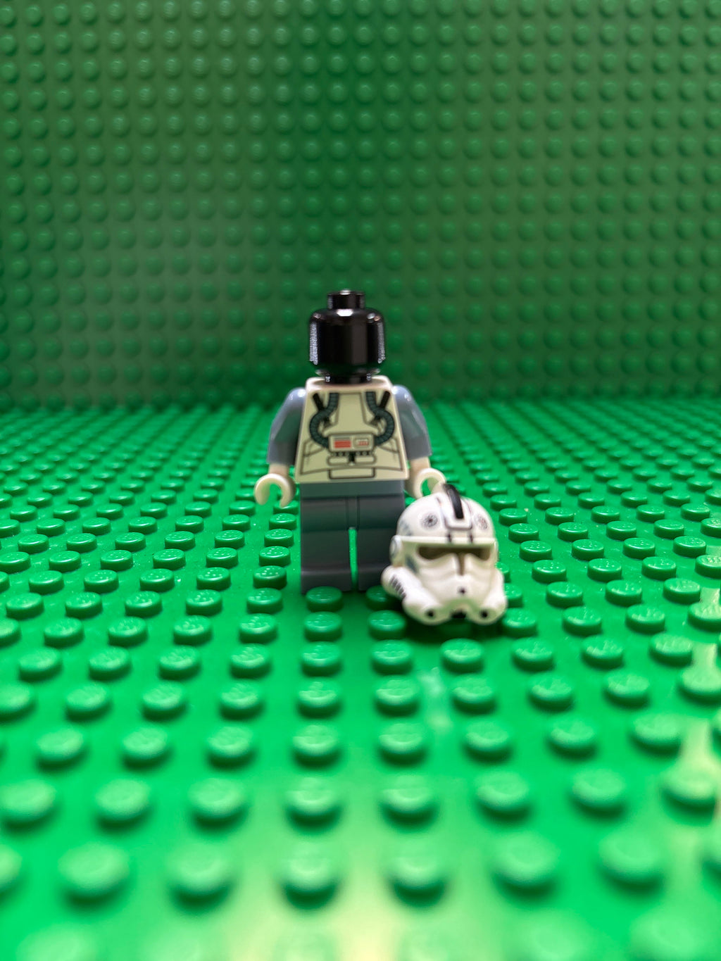 V-Wing Pilot 001 (Lego Minifig, Vintage Star Wars)