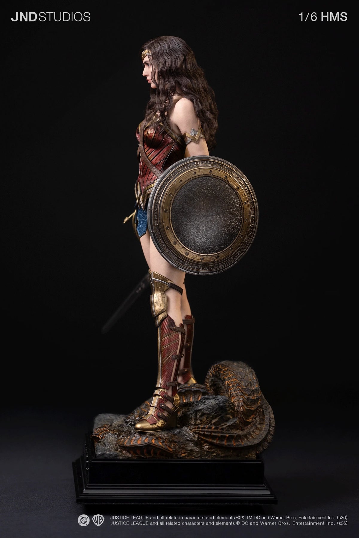 DC Justice League (2017): Wonder Woman 1/6 Hyperreal Movie Statue