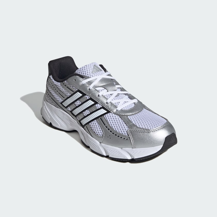 Men's adidas TECHNOCHAOS 2000 Shoes