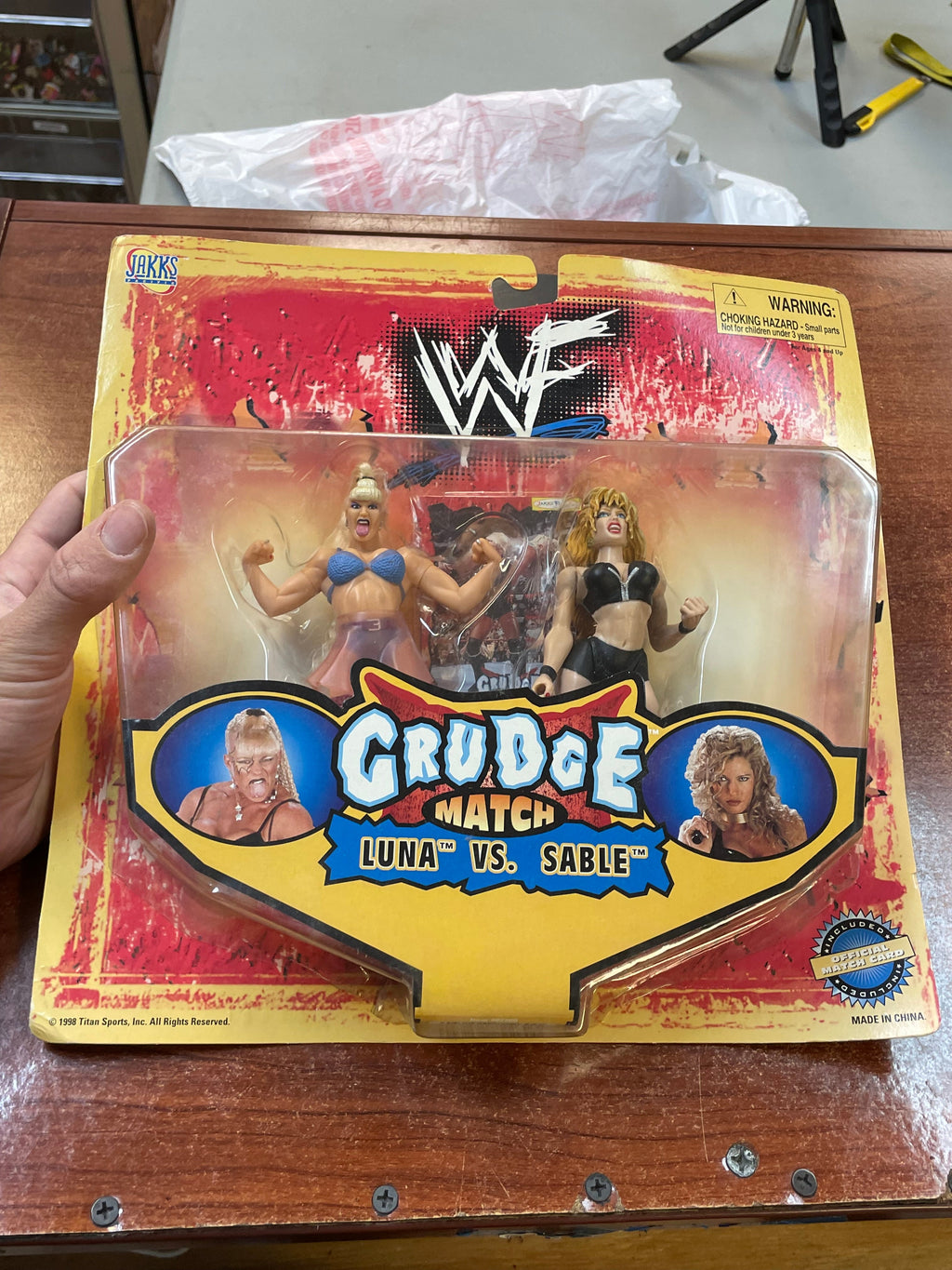 Luna & Sable Grudge Match (Vintage WWF Bone Crunchers, Jakks Pacific) SEALED