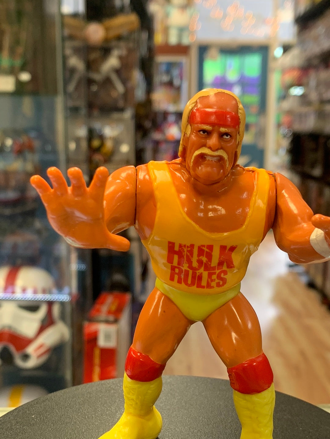 Body Slamming Hulk Hogan 0848 (Vintagw WWF WWE, Hasbro)