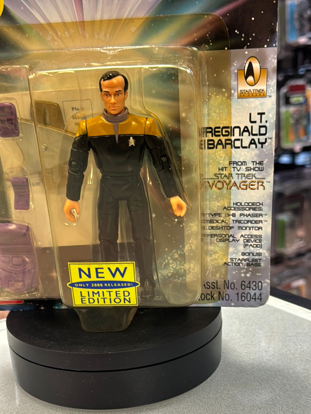 LT Reginald Barclay LE 3,000 (Vintage Star Trek, Playmates) SEALED