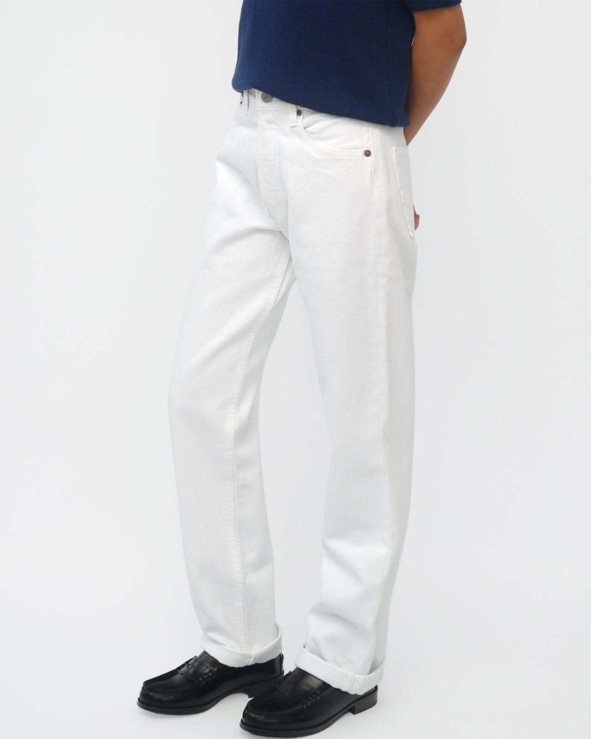 501 Straight Fit White Denim Pants / size: 28